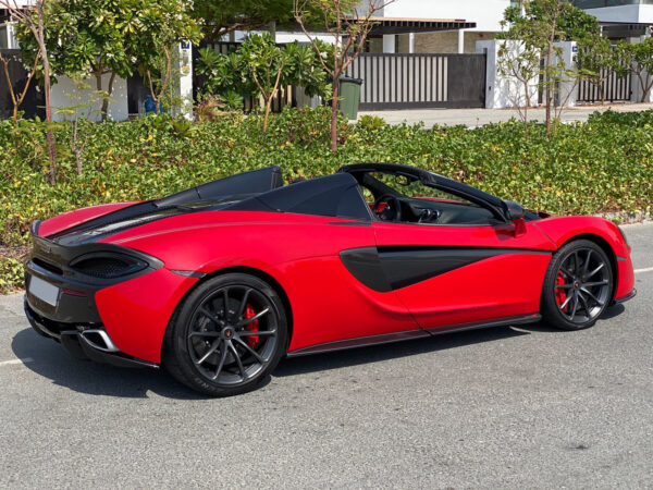 McLaren 570S