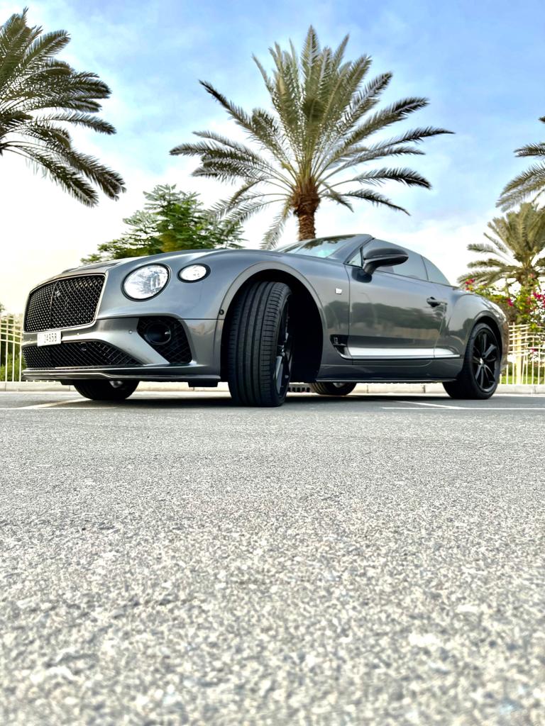 Bentley GT