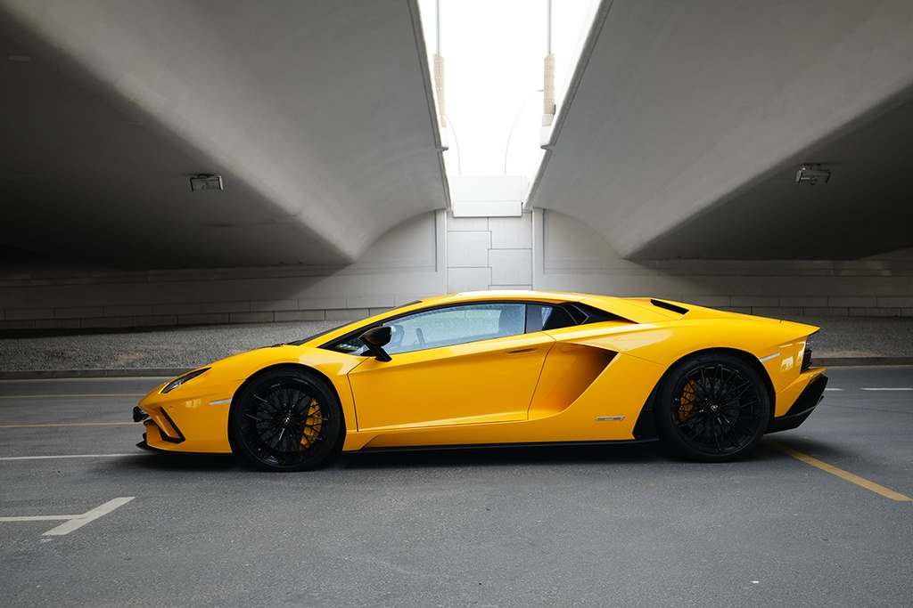 Lamborghini Aventador