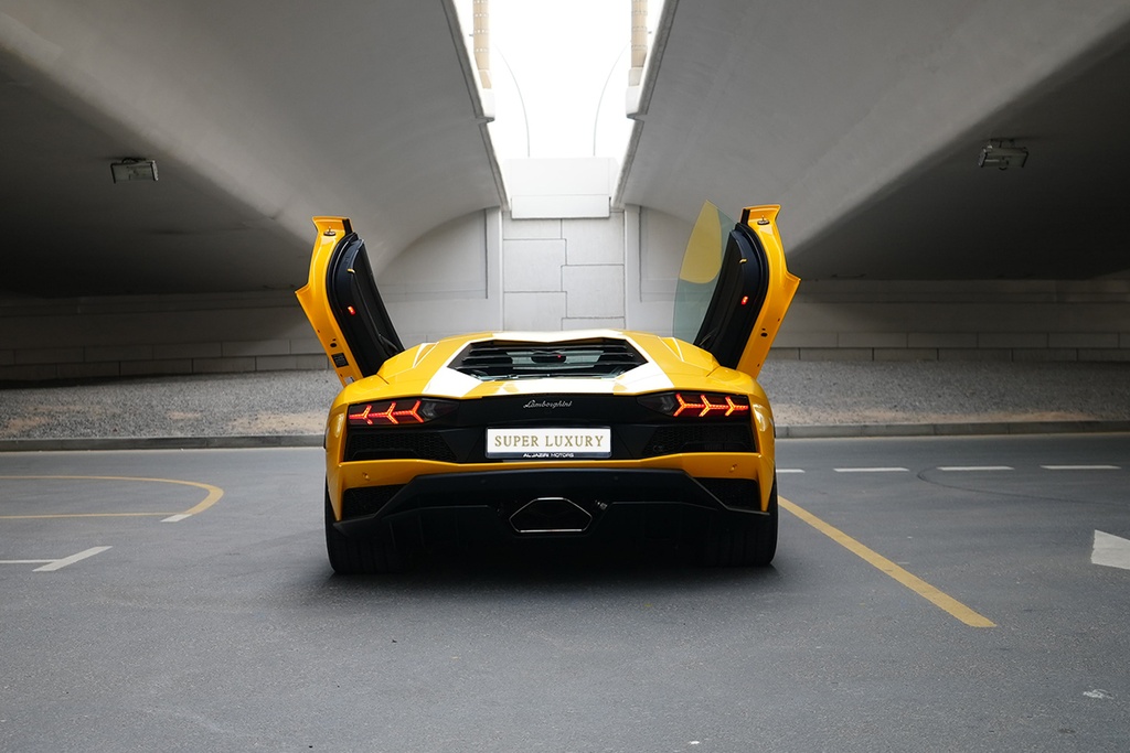 Lamborghini Aventador