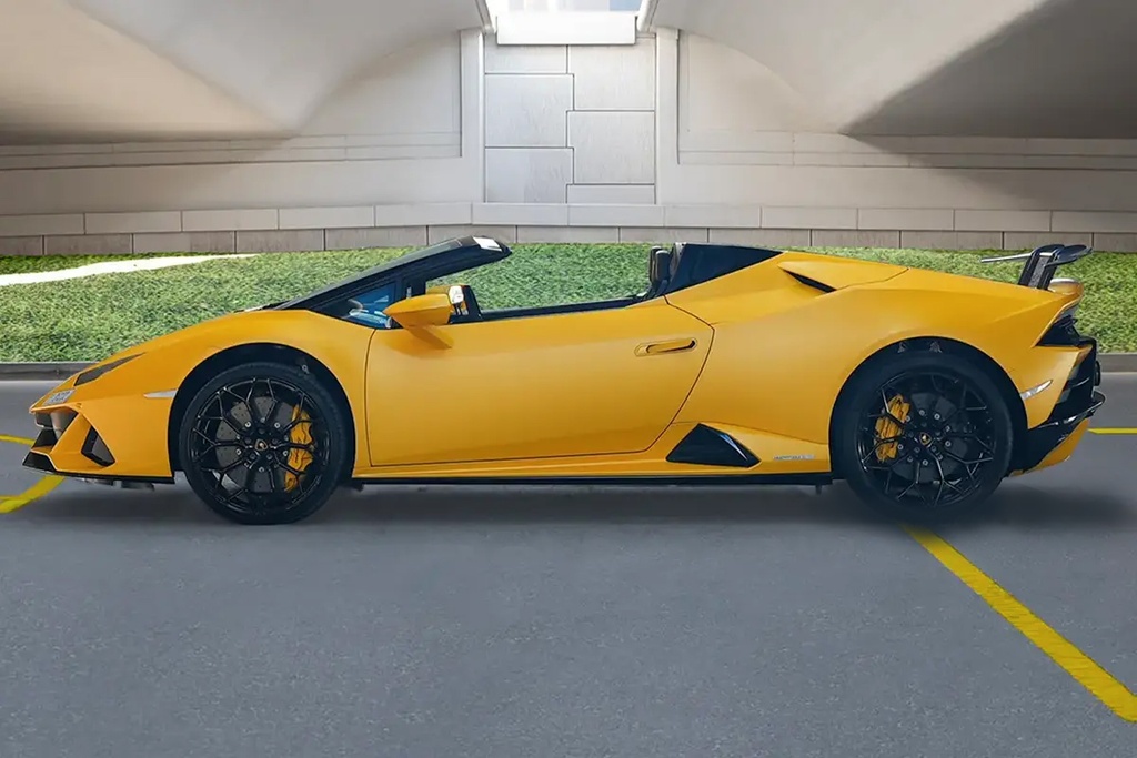 LAMBORGHINI EVO SPIDER 2024 - YELLOW