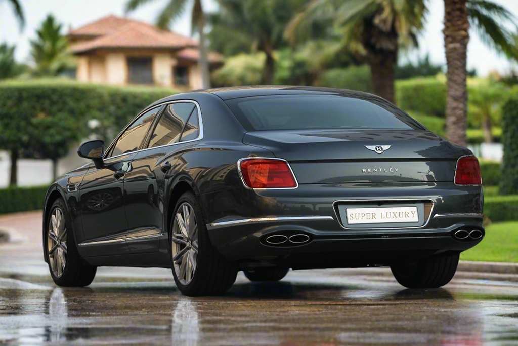 Bentley flying Spur