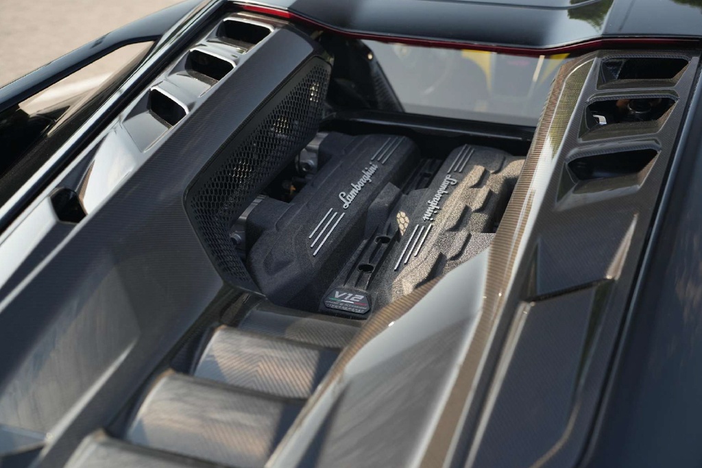 lamborghini Revuelto