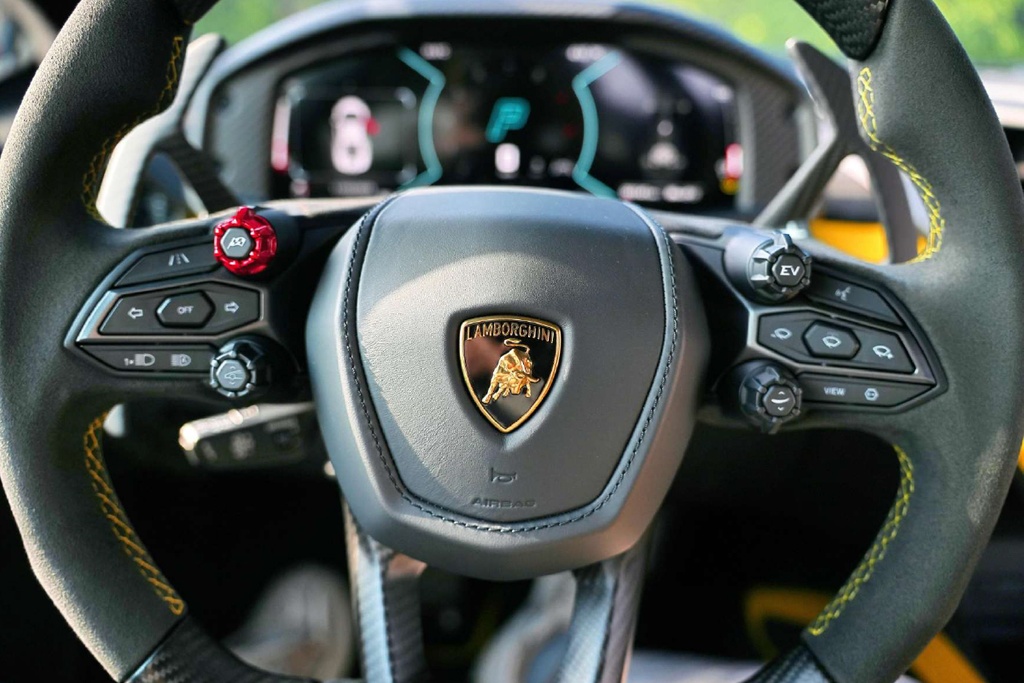lamborghini Revuelto
