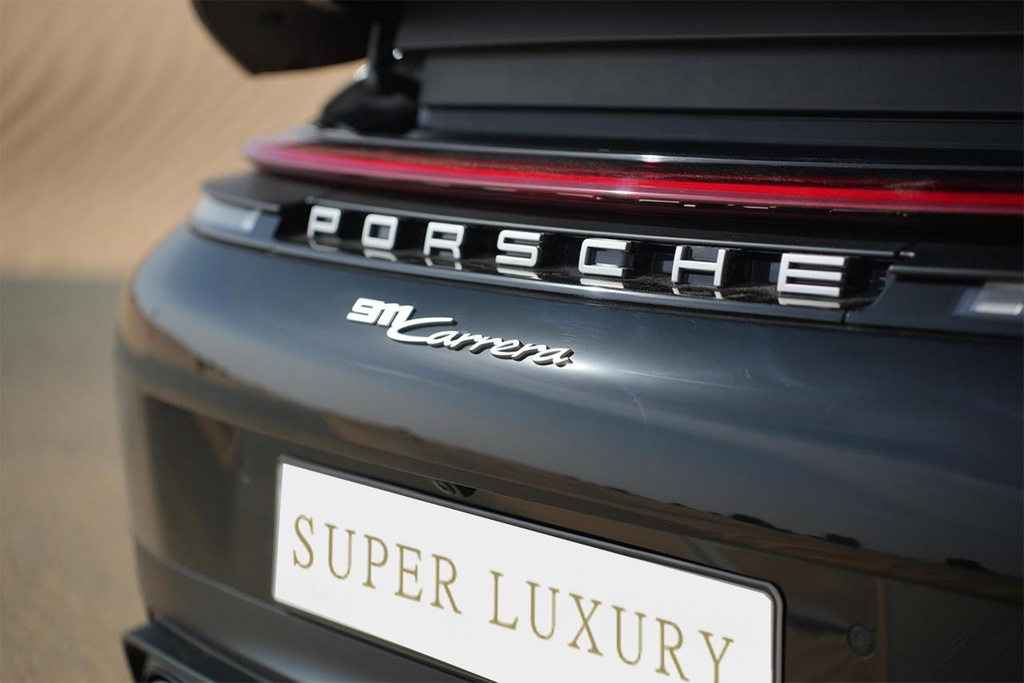 Porsche Carrera Black