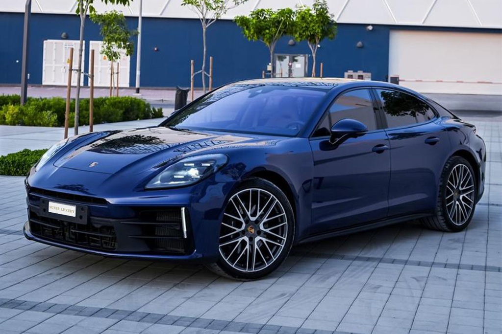 Porsche Panamera Navy Blue