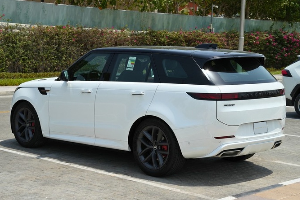 Range Rover Sport 2026 ( White )