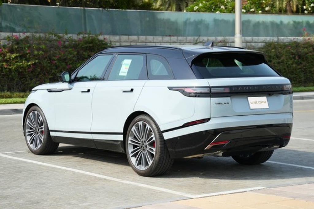 Range Rover Velar Nardo 2025 ( Grey )