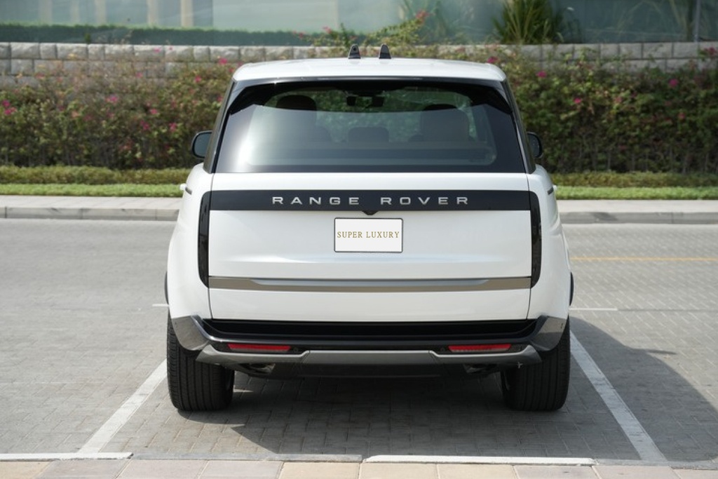 Range Rover Vogue 2025 ( White )
