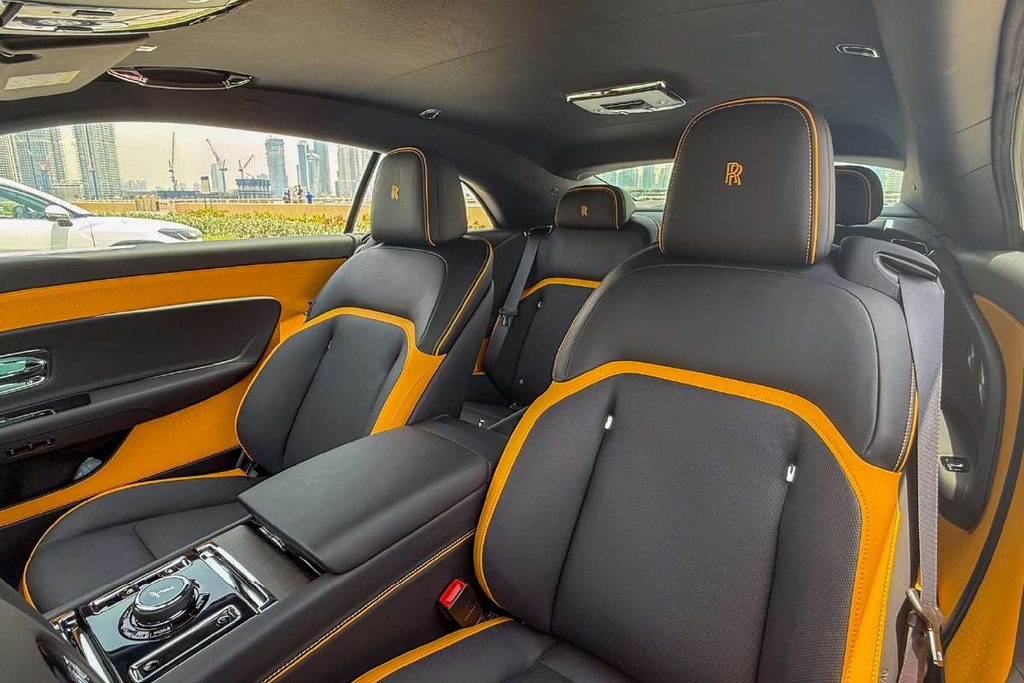 Rolls Royce Specter ( Black )