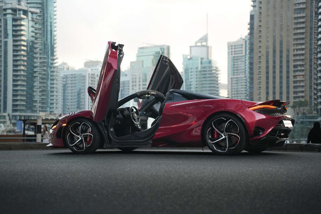 McLaren 750 S