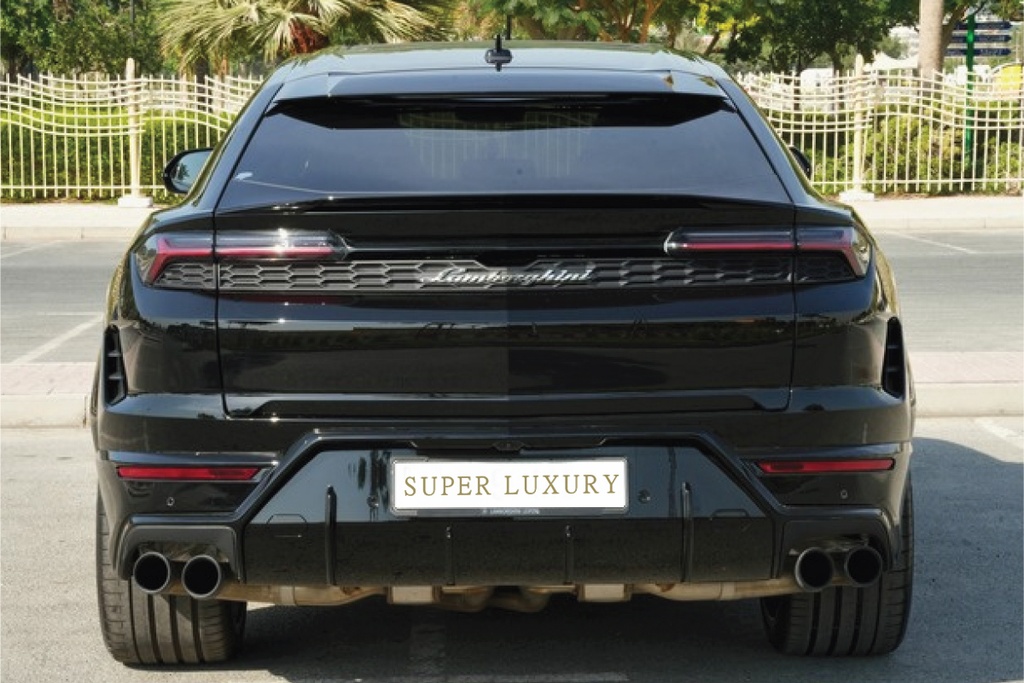 Lamborghini Urus Black 2024