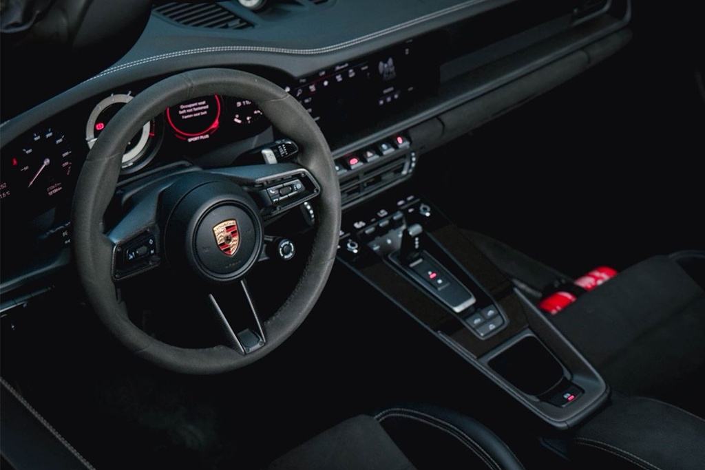 Porsche 911 Carrera GTS