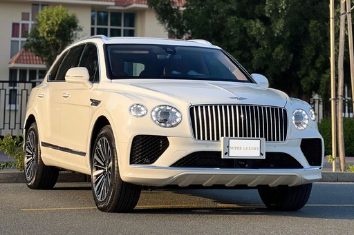 Bentley Bentyaga white 2024